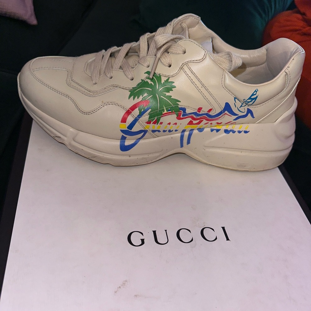 gucci sneakers
